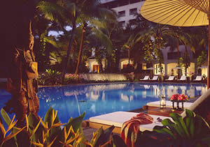 Four Seasons Hotel (Regent Bangkok)