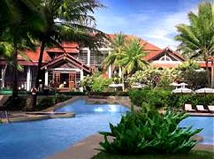 Dusit Laguna Resort Hotel